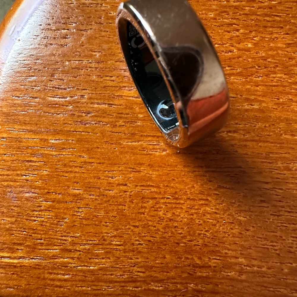Ringconn Gen 2 Air smart ring gold size 8